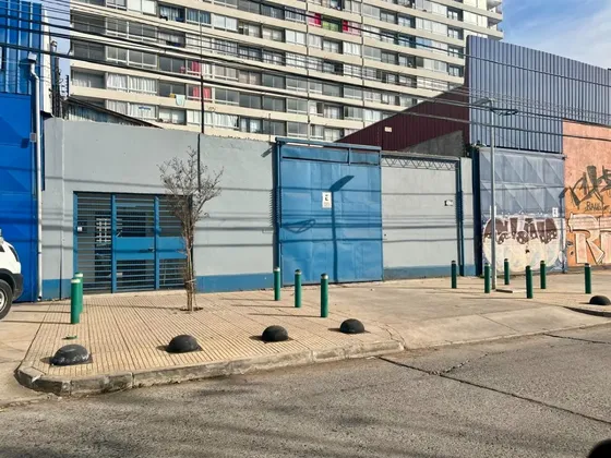 Venta Galpón / Bodega Est. Central, 3 Privados, Metro