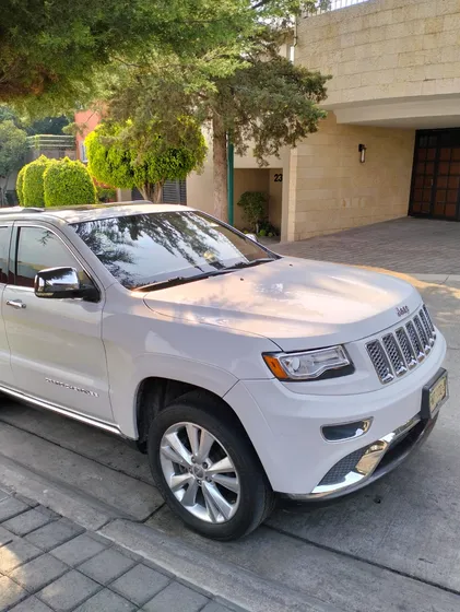 Jeep Grand Cherokee 5.7 Summit 4x4 Mt