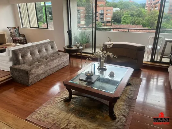 Apartamento En Venta En Medellín - El Poblado