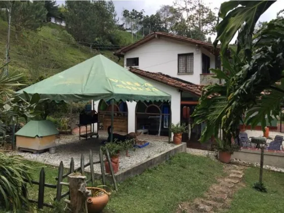 Casa Campestre En Venta Sector Chuscal El Retiro