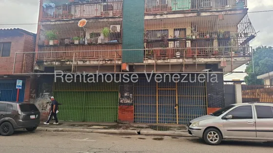 Local En Venta El Palito Acarigua - #25-23677 Jm Rah