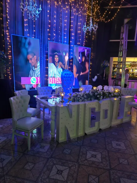 Salón De Fiestas Y Multieventos// Pizza Party Eventos.