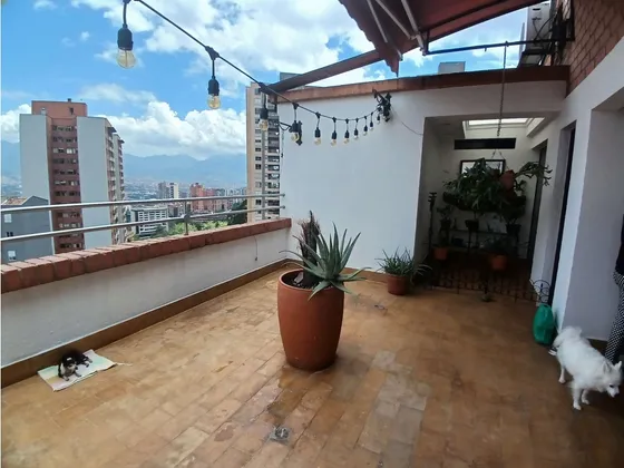 Apartamento En Venta, El Poblado Medellín