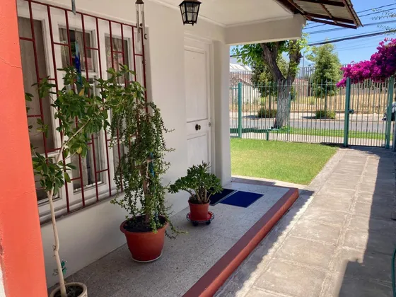 Casa Aislada 2 Pisos 4d 2b 1b 2e Vende Dueño Directo