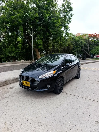 Ford Fiesta 1.6 Titanium At