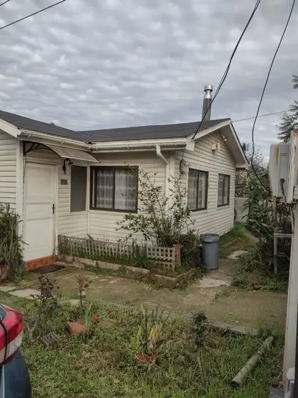 Osman Perez Freire (terreno Con 2 Casas)