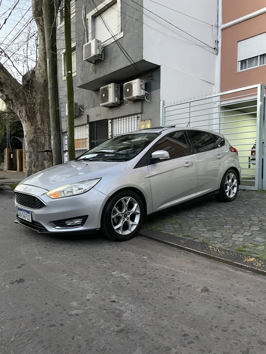 Ford Focus III 2.0 Se Plus Mt