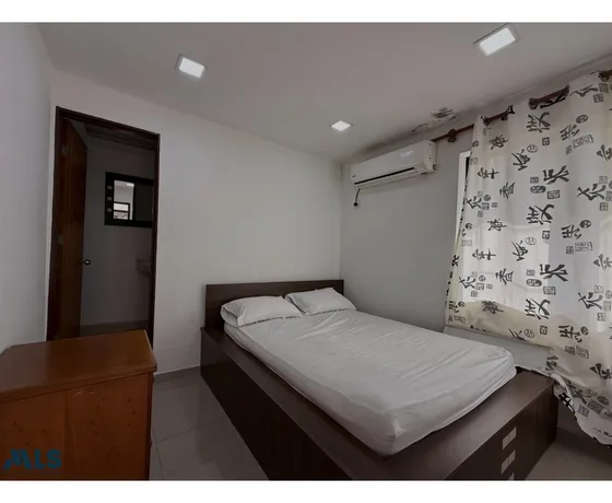 Casa Con Lote En Ubicación Estratégica En San Je...(mls#253906)