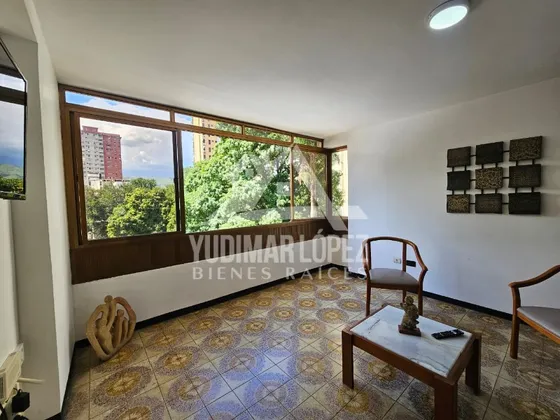 Cómodo Apartamento En Alquiler Por Dia Ubicado En La Urb. Calicanto, Edo Aragua.