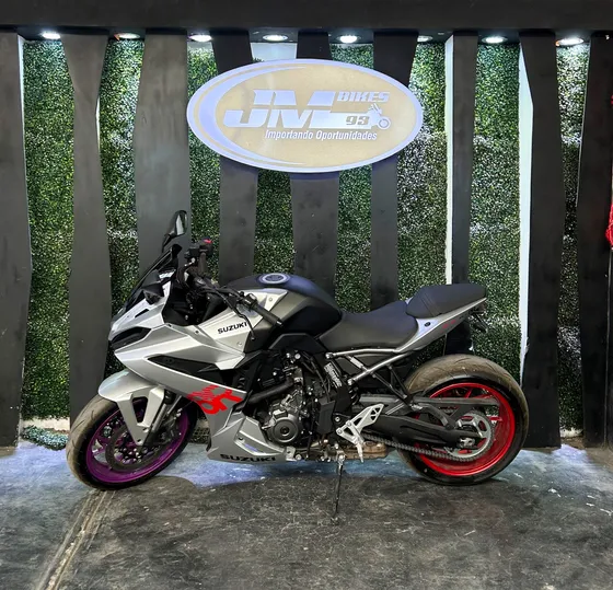 Suzuki Gsx-8r 2024