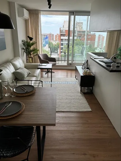 Venta Apartamento De Dos Dormitorios Centro, Vivienda P S