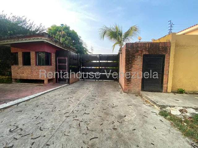 Ms Apartamento Ideal Para Ejecutivo O Estudiante Totalmente Amoblado, Cuenta De Con Una Amplia Habitación, 2 Baños Cocina Equipada, La Propiedad Queda Amoblada