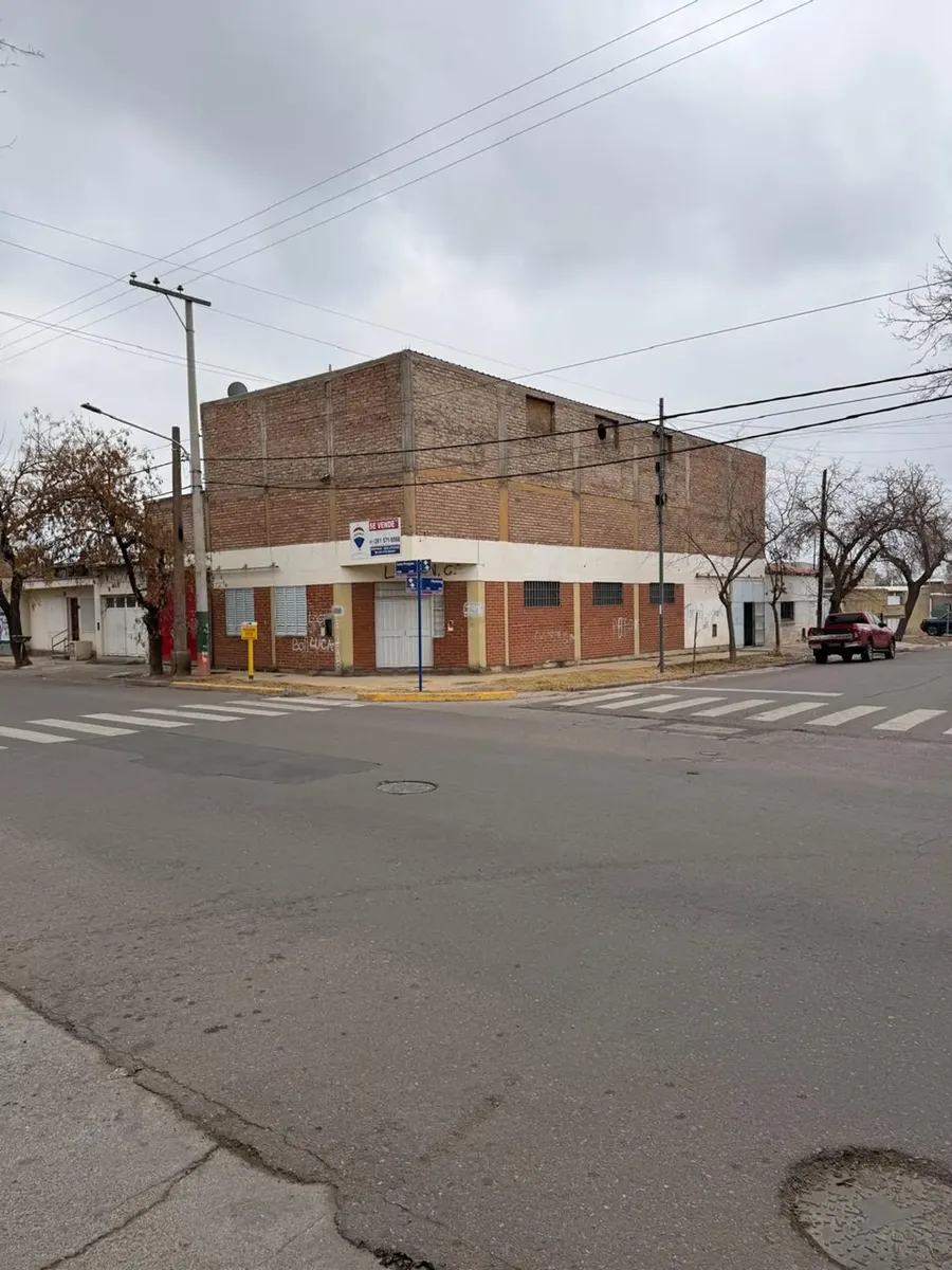 Two-Story Commercial Property for Sale – Office in Guaymallén