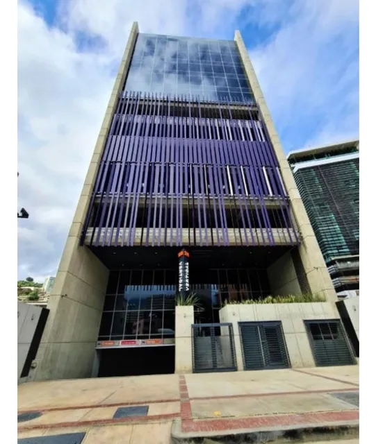 Oficina Las Mercedes Torre Nueva Lista 188 M2 / 60 Puestos Lujo