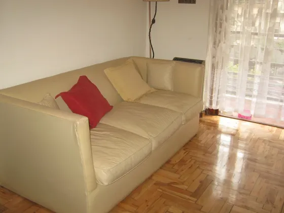 1 Amb A La Calle Con Balcón Saliente, 32m2, Sobre Av. Luro