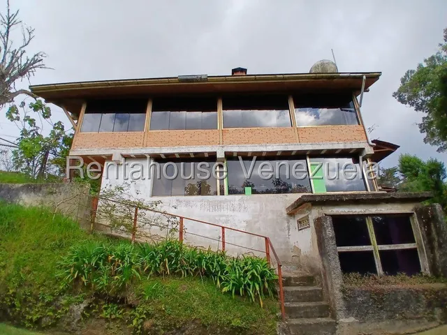Vendo Casa En La Colonia Tovar Un Lugar Ideal Para Disfrutar Momentos Inolvidables En Familia  - Isabel Gómez - Mls #25-9123