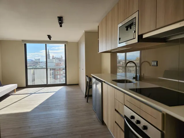 Arriendo Home Estudio, Metro Toesca, Santiago