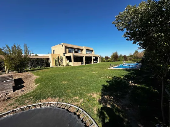 Se Arrienda Gran Casa 7d 5b Piscina Climatizada Las Brisas
