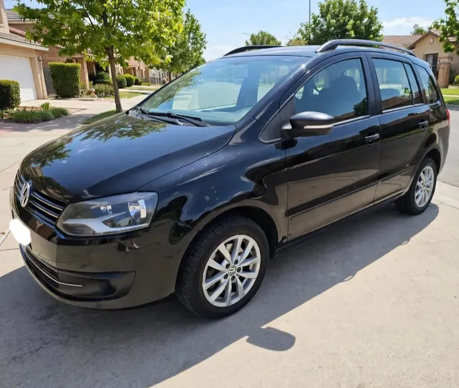 Volkswagen Suran 1.6 Trendline 11b