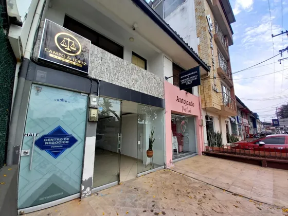 Se Alquila Oficina Barrio Champagnat