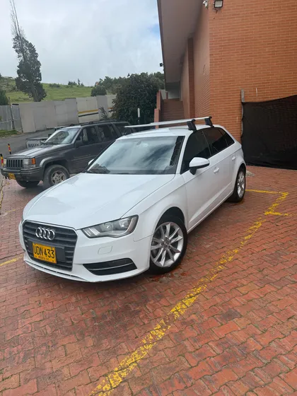 Audi A3 1.2 Attraction 5 P