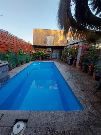 Casa En Venta De 13 Dorm. En Colina