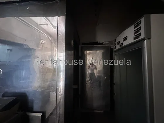 Excelente Oportunidad De Invertir , Lunchería La Esquina Ubicada En Zona Estratégica Del Centro - Este Barquisimeto -- Mehilyn Perez Tu Asesor De Confianza --