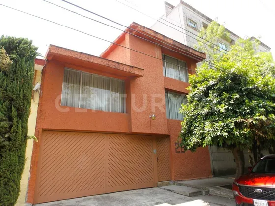 Casa En Venta En Gral. Manuel Ávila Camacho, Naucalpan, Edo. Méx.