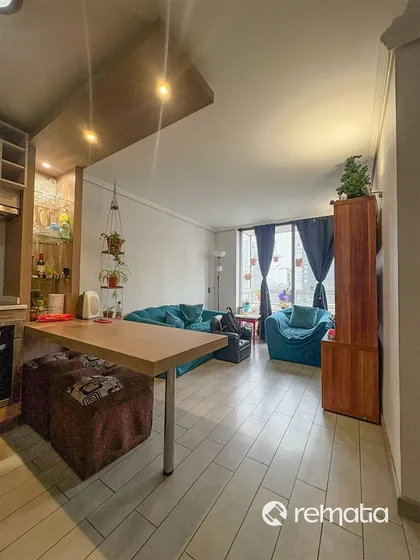 Departamento En Venta De 2 Dorm. En Estación Central
