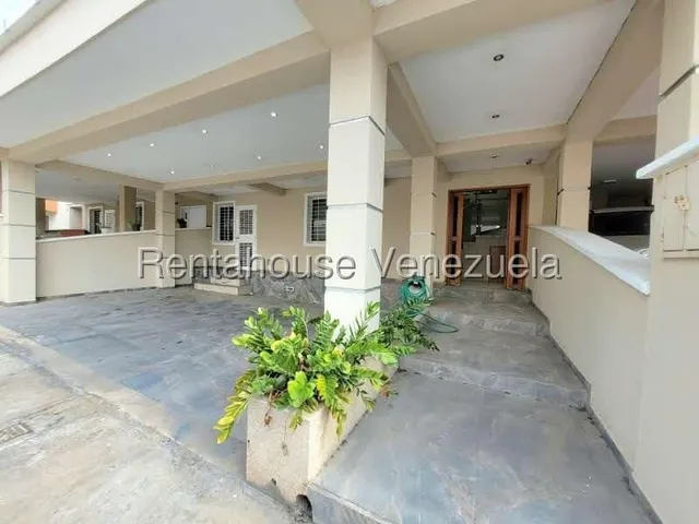En Venta Casa En Ciudad Roca, Barquisimeto #// Yosmary Armas, Rah Centro Occidente /*# Contáctame Y Descubre Las Mejores Opciones Del Mercado.