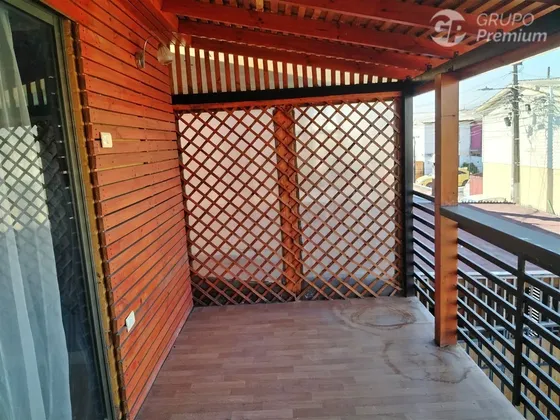 Casa En Venta De 3 Dorm. En Puente Alto
