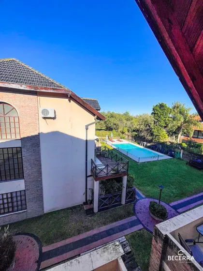 Duplex 4 Amb En Venta En Barrio El Bosque - El Palomar