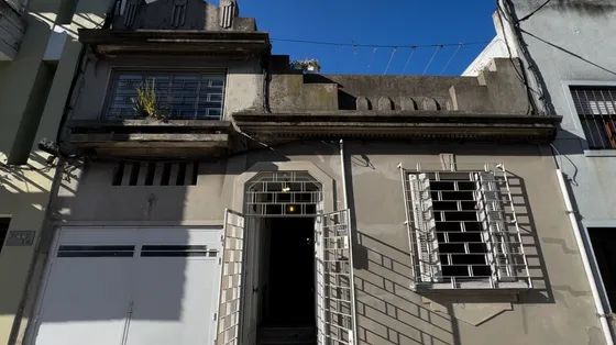 Padrón Único De 5 Dormitorios En Requena Casi Garibaldi