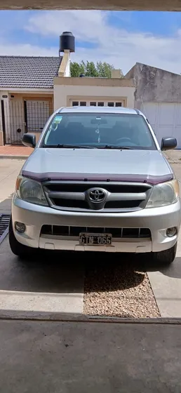Toyota Hilux Pick-up 2.5 Dx Pack Cab Doble 4x4 (2009)