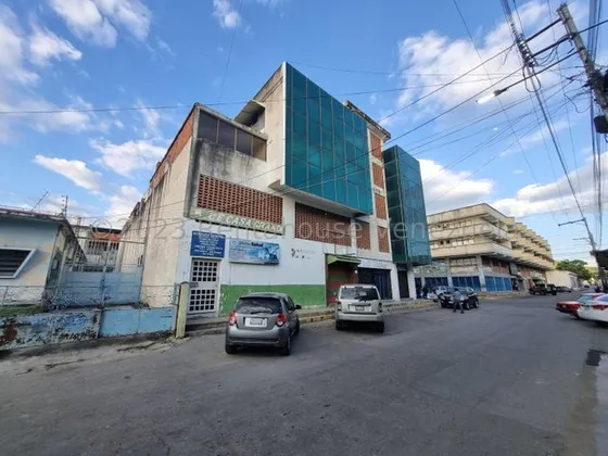 Oficina En Venta En Edificio Profesional Del Centro De Cagua 25-15947 Mfc