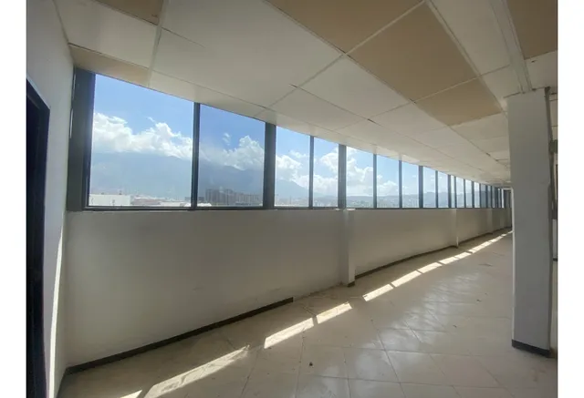 Se Alquila Ph Industrial, 1680m2, La California Sur