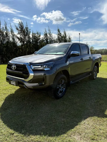 Toyota Hilux Pick-up 2.8 Cd Srv 177cv 4x2 At