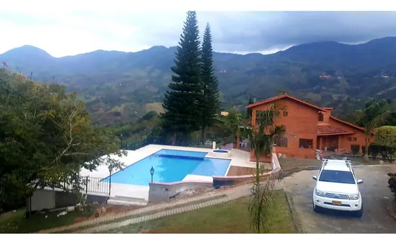 Alquiler De Finca De Recreo En Barbosa-antioquia