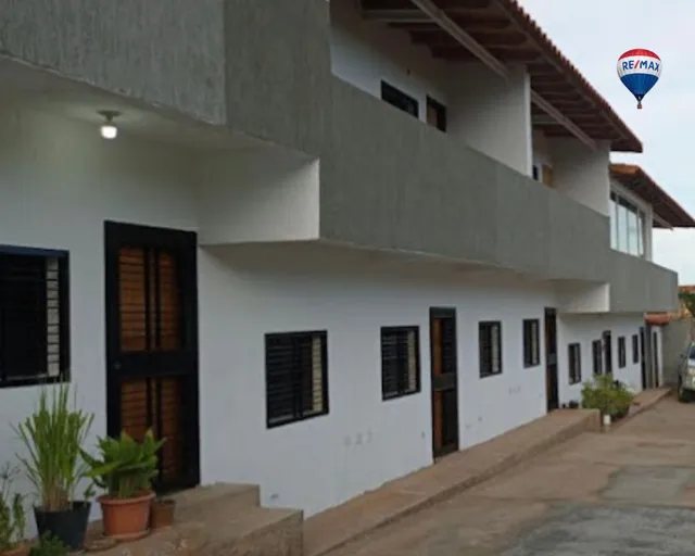 Townhouse Con Vista A La Montaña Conj Resd Villa Verónica 2, La Asunción, Nueva Esparta.