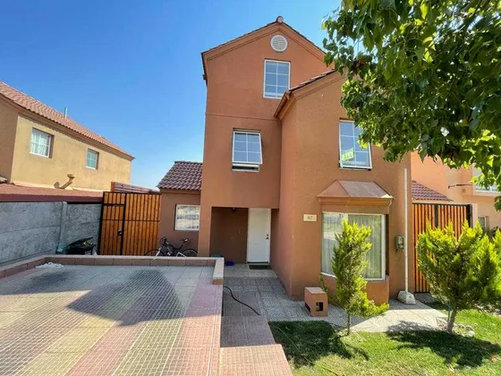 Espectacular Casa En Quilicura (74747)