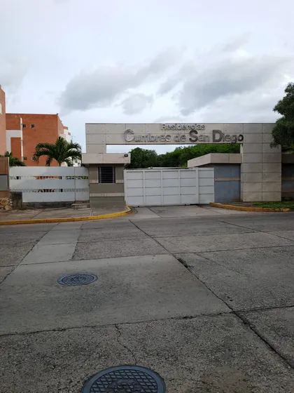 Penthouse En Duplex En Cumbres De San Diego Vende Dayanna Va