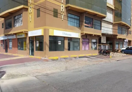 Local Comercial En Alquiler En Barcelona. C.c Gold Country