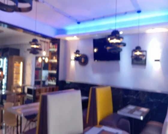 El Country Vendo Fondo De Comercio Con  Exclusivo Bodegon Restaurant Con Buena Clientela