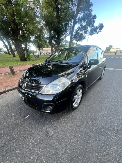 Nissan Tiida 1.8 Acenta