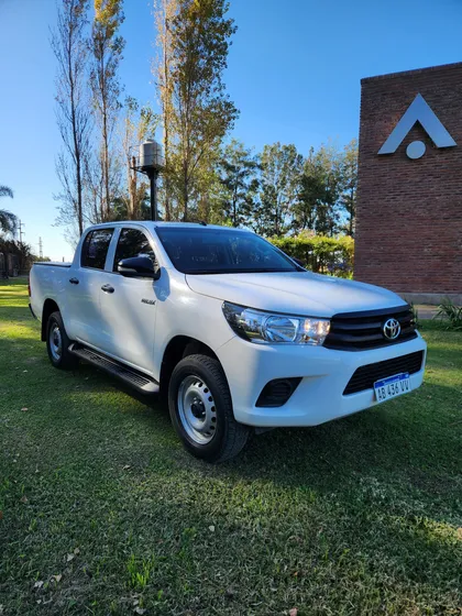 Toyota Hilux Pick-up 2.4 Cd Dx 150cv 4x2
