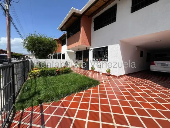 Oportunidad De Inversion Casa En Venta En La Morita 1 Maracay 27-758