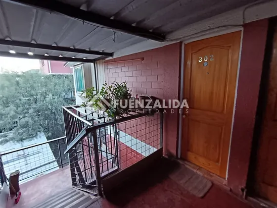 Departamento En Venta De 3 Dorm. En Maipú