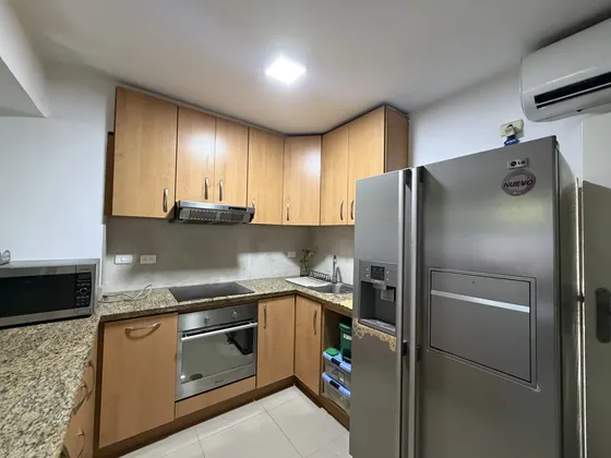 Apartamiento En Alquiler En Lechería