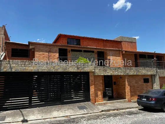 Casa En Venta Alto Hatillo Urbanización La Cima Yf 27-3695