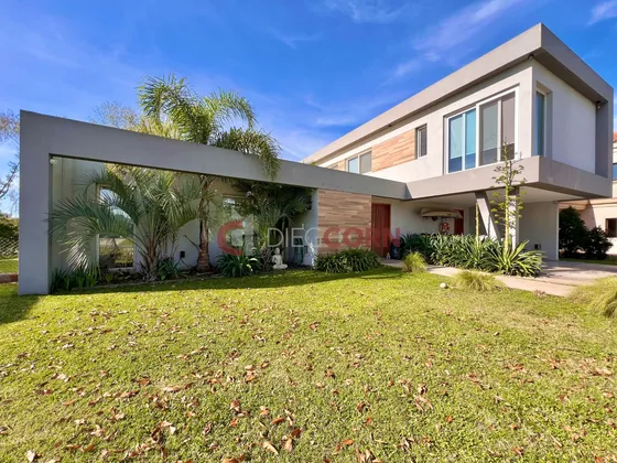 Venta Casa 6 Amb, Fondo Verde Y Cul De Sac, Terravista 
